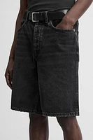 STRAIGHT FIT DENIM SHORTS
