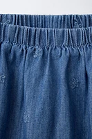 EMBROIDERED FLOWER DENIM SKORT