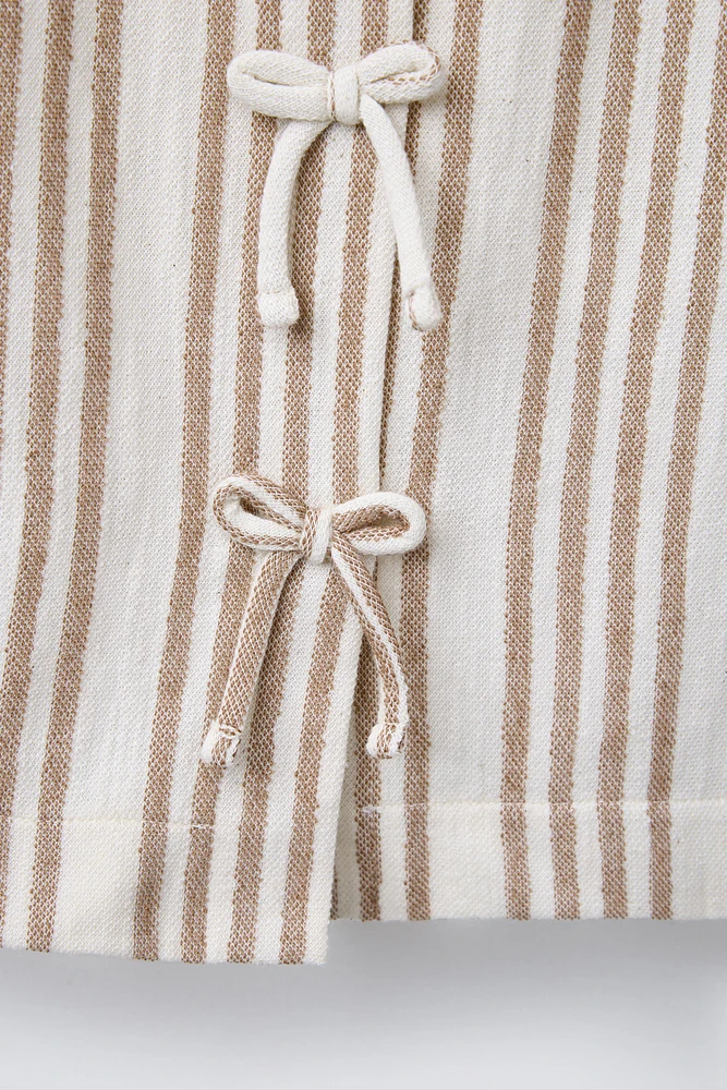 BOW TRIM STRIPED TOP
