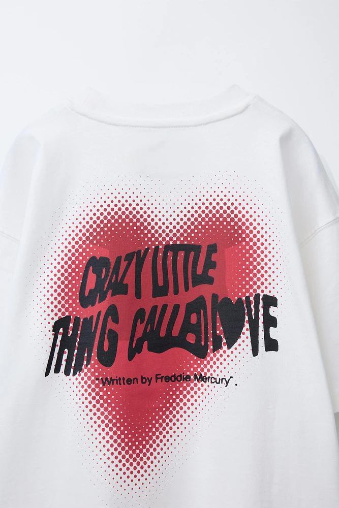 T-SHIRT AVEC INSCRIPTION « CRAZY LITTLE THING CALLED LOVE » © FREDDIE MERCURY