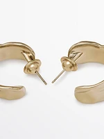 Irregular hoop earrings