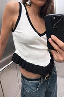 CONTRAST KNIT TOP