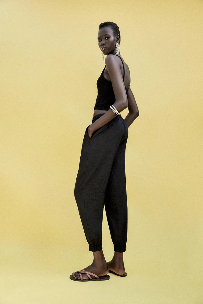 FLOWY JOGGER PANTS