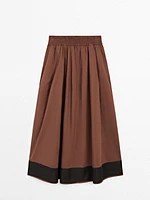 Jupe midi ample avec bandes