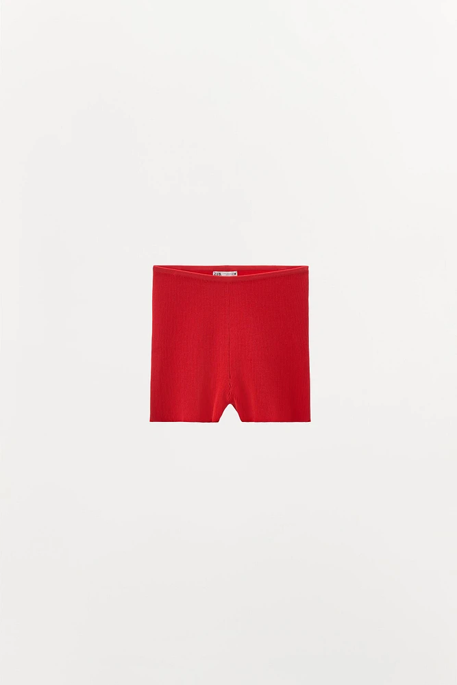 SHORT EN MAILLE CÔTELÉE