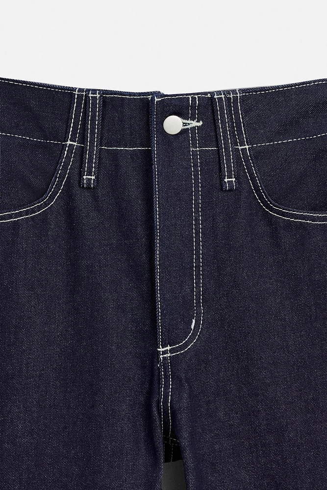 JEAN STRAIGHT FIT AVEC SURPIQÛRES