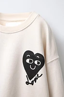 HEART PRINT SWEATSHIRT