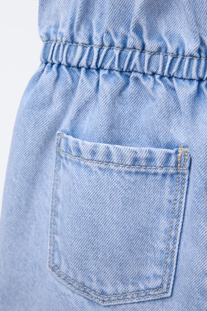 COMBI-SHORT EN DENIM À VOLANT