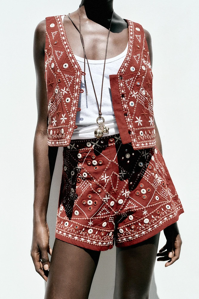 EMBROIDERED MIRROR VEST