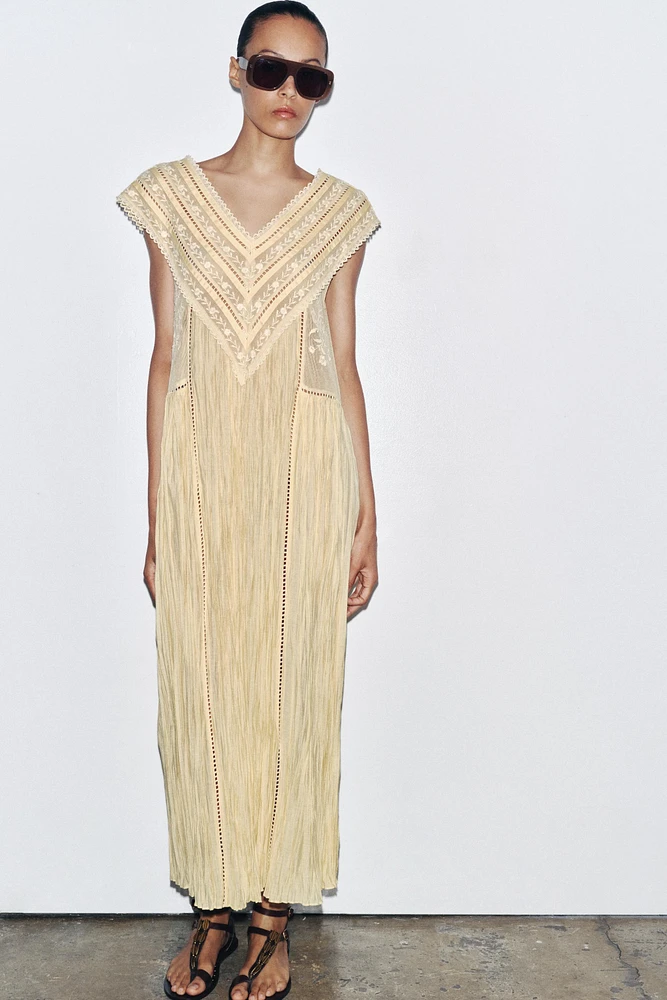 ROBE PLISSÉE BRODÉE ZW COLLECTION