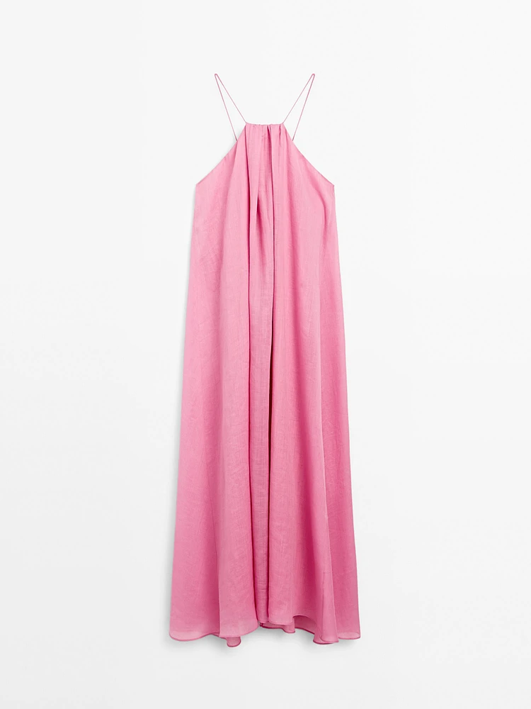 Robe longue froncée à encolure américaine
