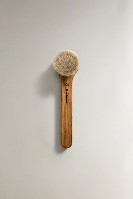 IRIS HANTVERK FACE BRUSH