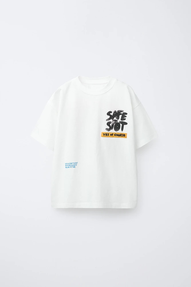 T-SHIRT À IMPRIMÉ GRAFFITI