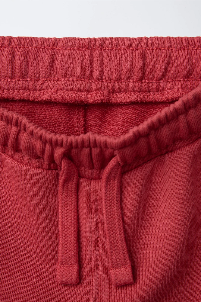 PANTALON DE JOGGING À ÉTIQUETTE