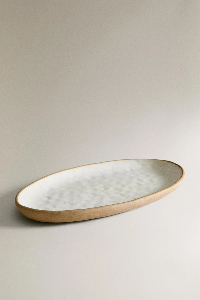 PLAT OVALE TEXTURÉ