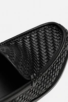 MOCASSINS TRESSÉS