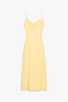 ROBE MIDI STYLE LINGERIE AVEC RAMIE