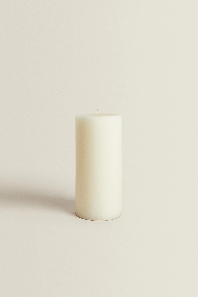 LONG CYLINDRICAL DECORATIVE CANDLE