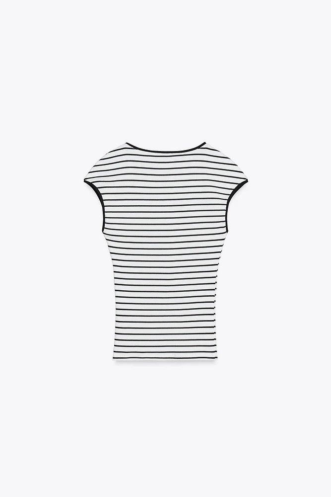 RIBBED T-SHIRT