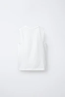 T-SHIRT SANS MANCHES IMPRIMÉ