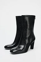 TEXTURED HEELED ANKLE BOOTS