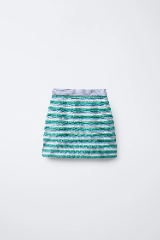 STRIPED KNIT SKIRT