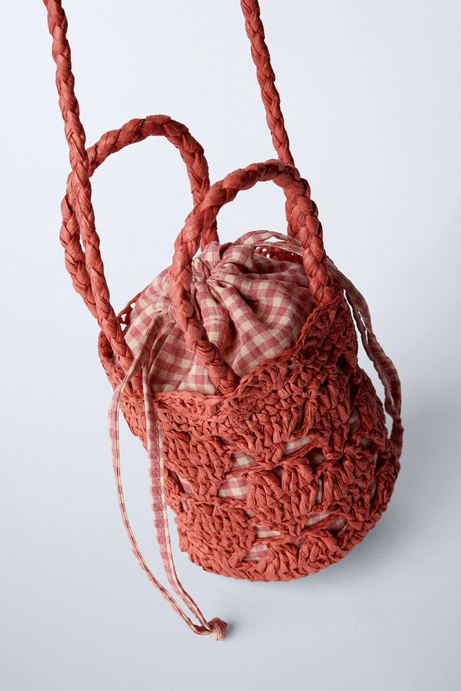 HEARTS RAFFIA BUCKET BAG