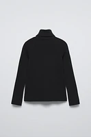 RIB TURTLENECK SWEATER