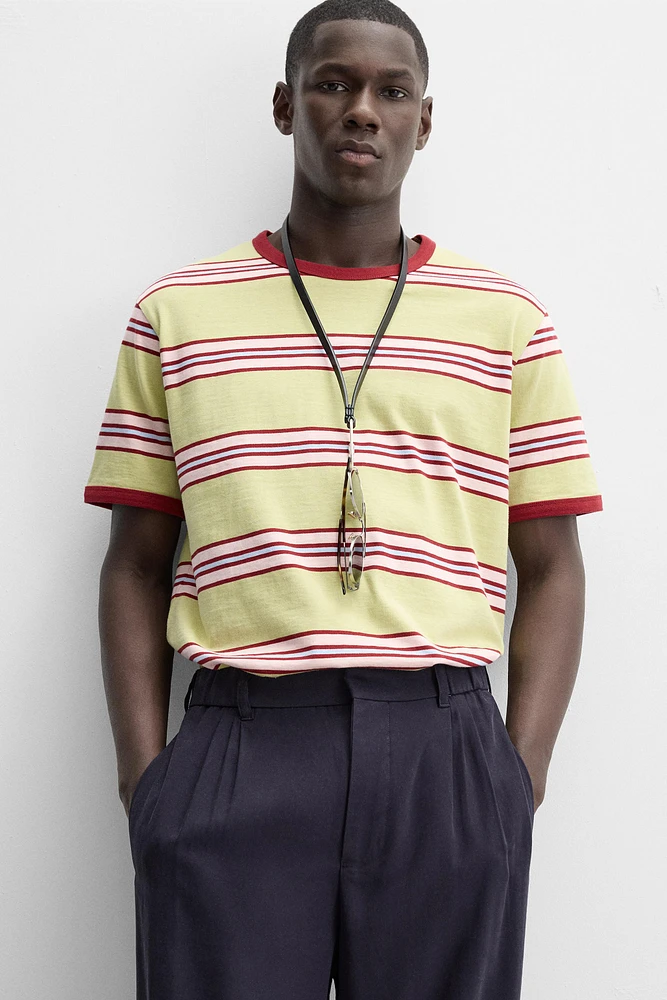 STRIPED CONTRAST T-SHIRT