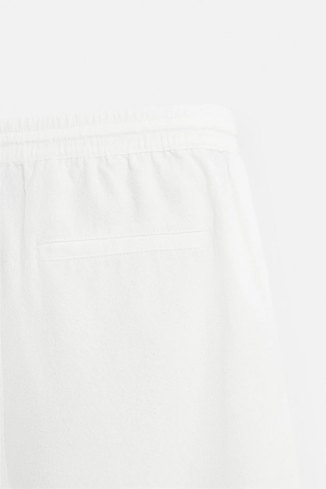 BERMUDA TEXTURÉ BOUCLÉ