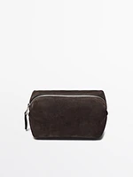 Trousse en croûte de cuir