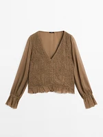 Textured shirt with ruffles
