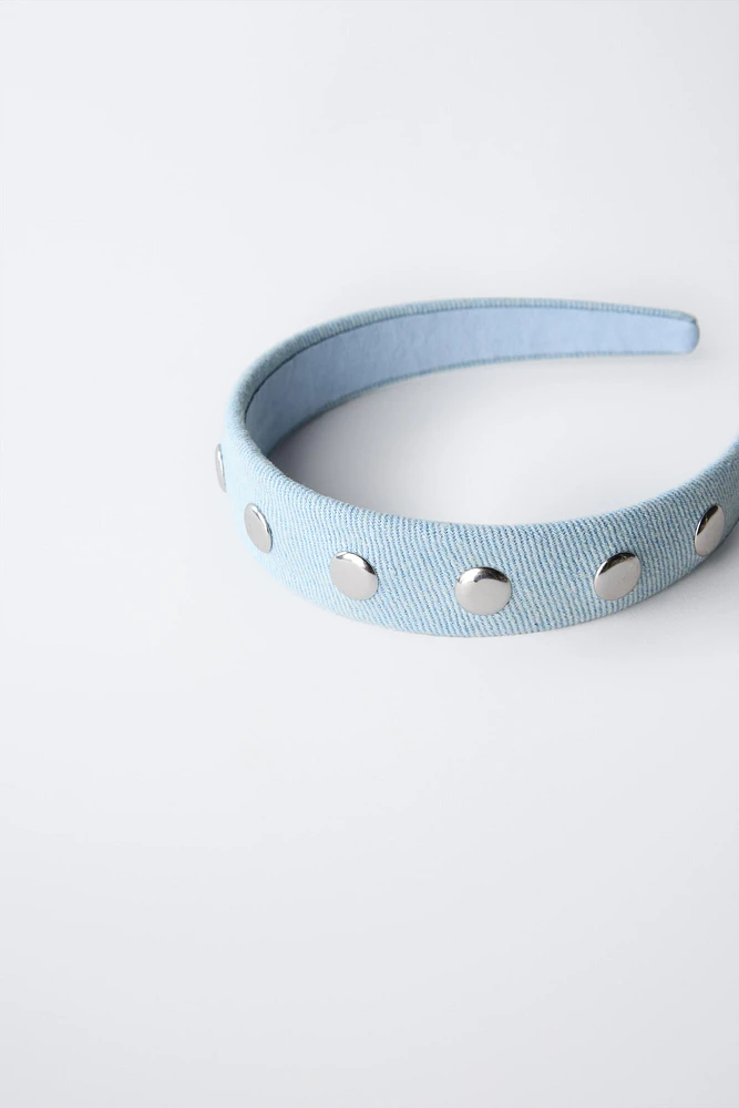 SERRE-TÊTE EN DENIM À CLOUS