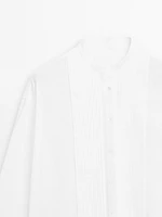 Linen blend shirt with thin pintucks
