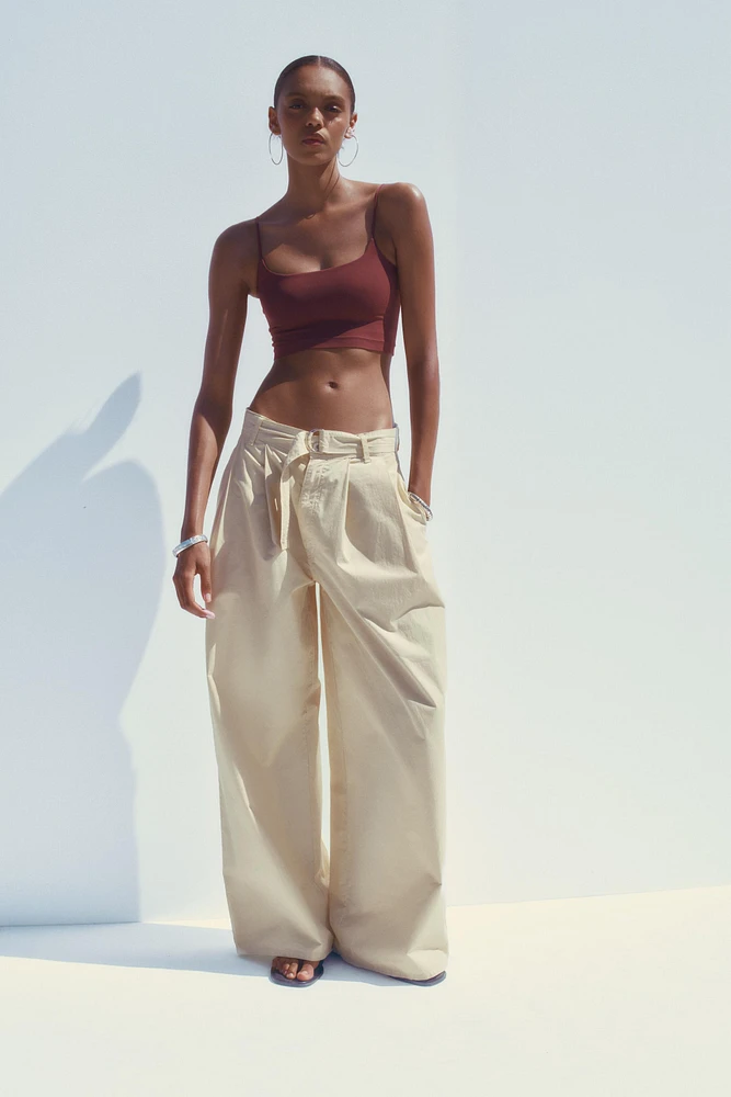 SEAMLESS CROP TOP