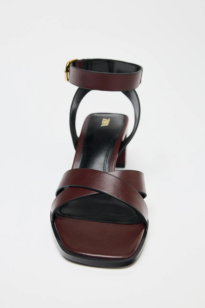 BUCKLED WIDE HEELED SANDALS