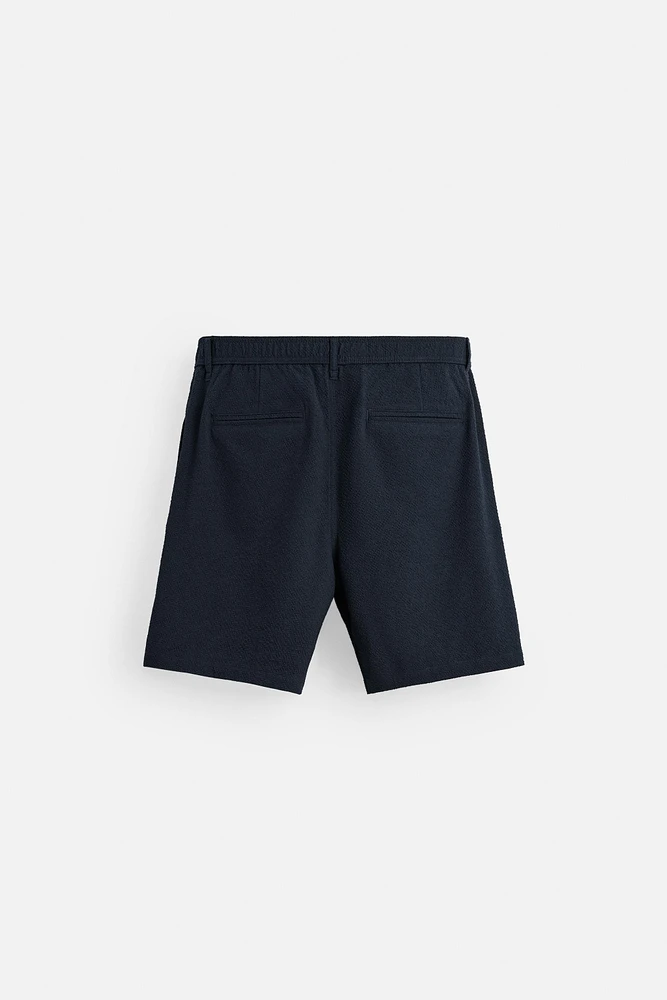 TEXTURED REGULAR FIT SHORTS