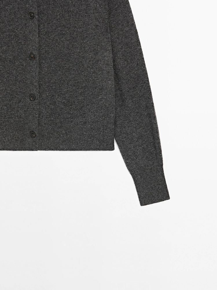 100% cashmere long sleeve cardigan