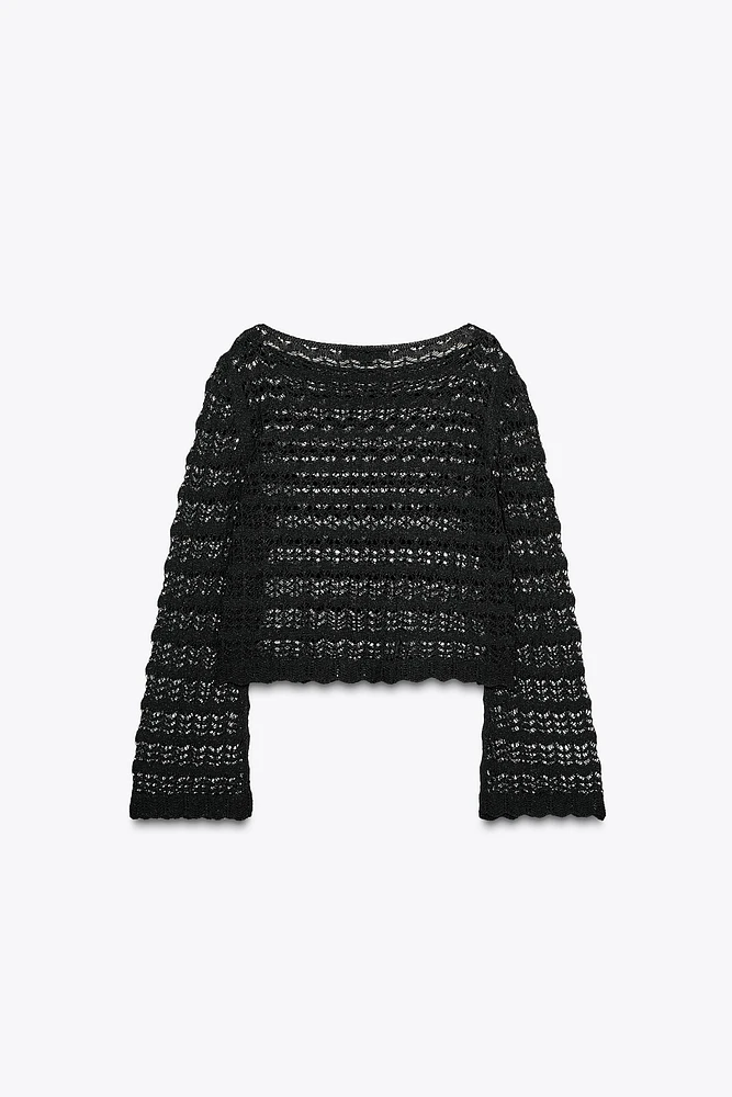 PULL COURT EN MAILLE POINTELLE