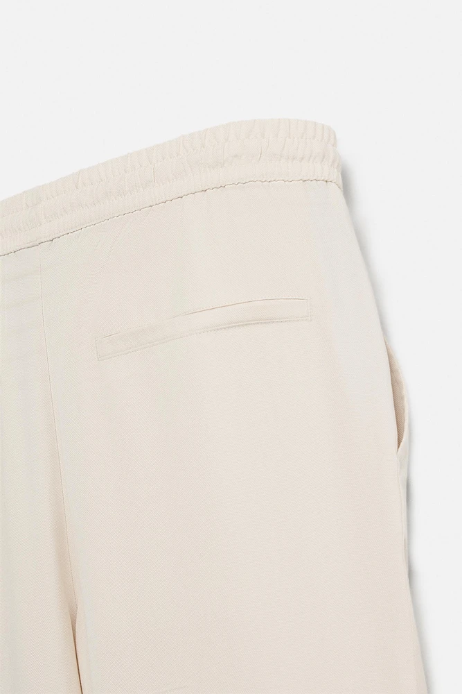 RELAXED FIT LYOCELL PANTS