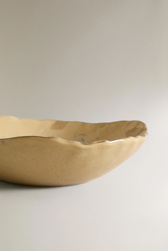 STONEWARE BOWL WITH DESIGNS