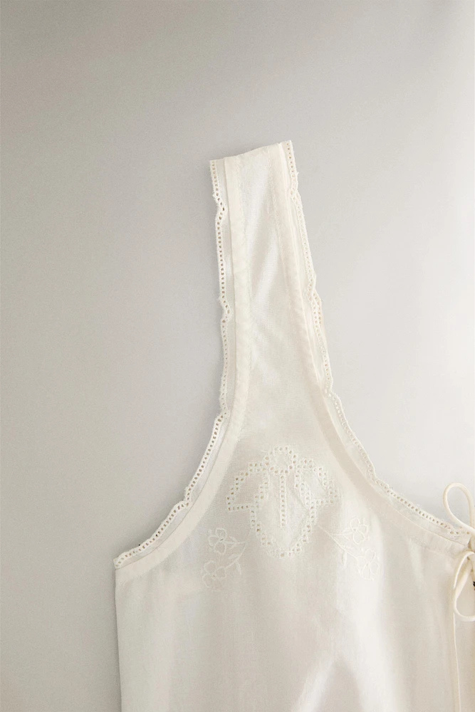 TOP COTON DENTELLE ET FRONCÉ