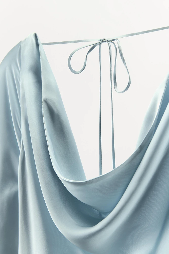 OPEN BACK SATIN EFFECT DRESS