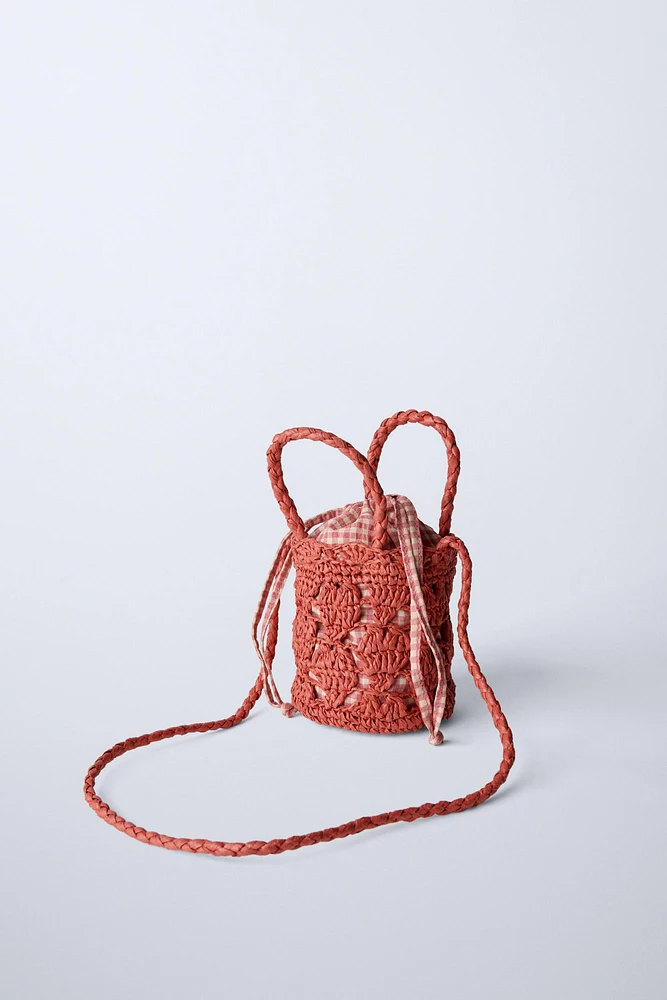 HEARTS RAFFIA BUCKET BAG