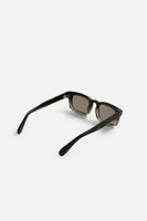 SQUARE SUNGLASSES