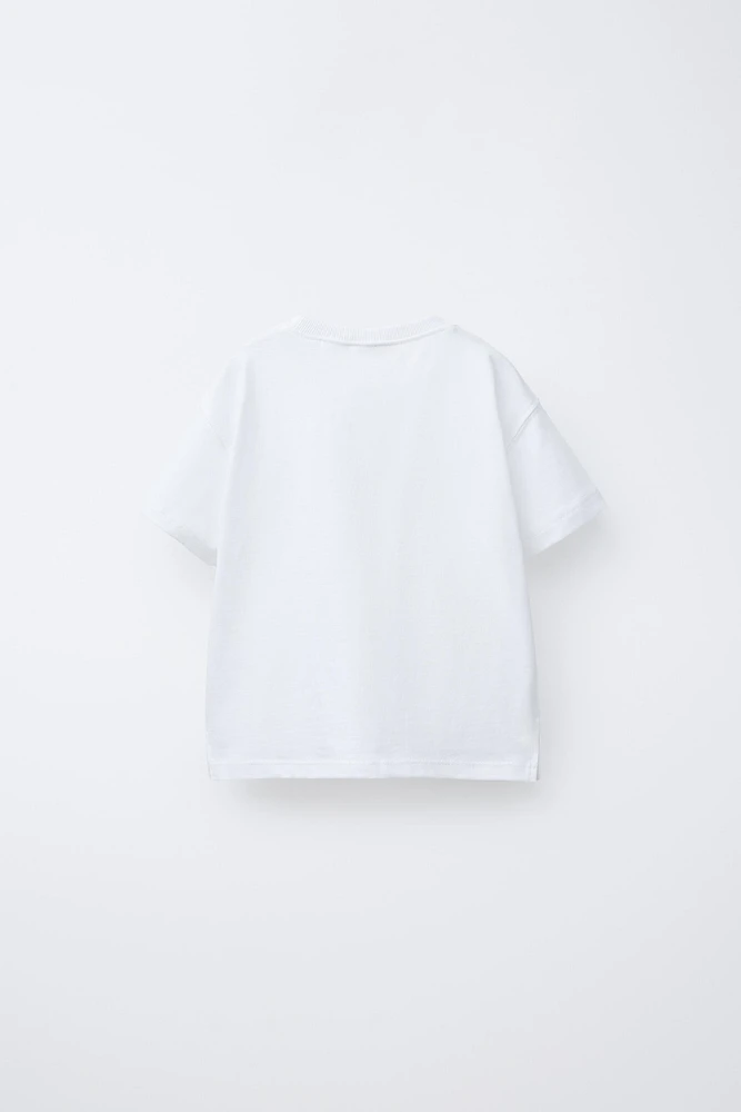 CROCHET HEART POCKET T-SHIRT