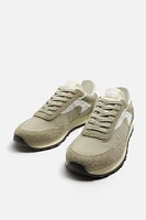 RETRO SNEAKERS