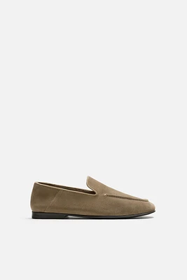 LEATHER LOAFERS