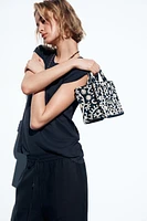 EMBROIDERED DETAIL RIGID DENIM CITY BAG