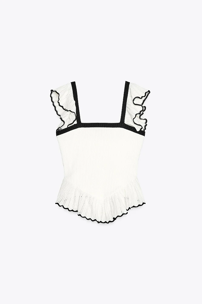 CONTRAST RUFFLE TOP